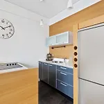 Central Reykjavik Baldursbra Apartment